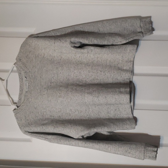 Frank & Oak The Textured Sweatshirt in Grey - Picture 2 of 8